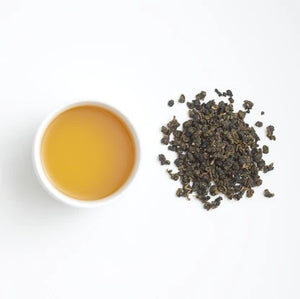 Charcoal-Roasted Baozhong Oolong (包種烏龍)